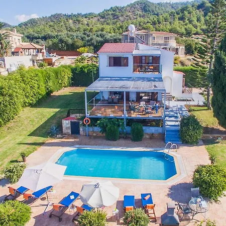 Villa Vista *