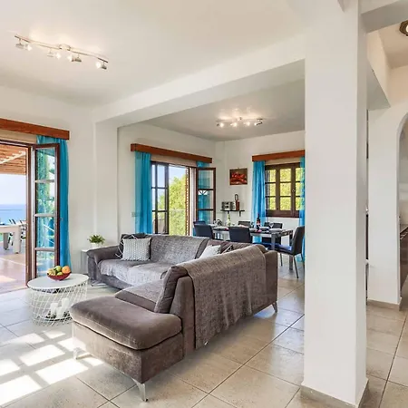 Villa Vista Argaka